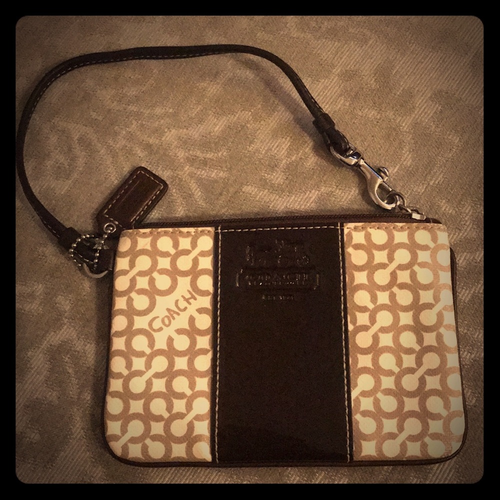 Authentic Coach Women’s Wristlet
